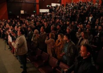 COVID-19 ‘mbyll’ dyert e Teatrit! Dy aktorë rezultojnë pozitivë me virus