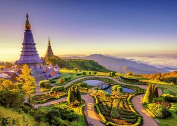 Në cilat vende paguhet taksë turistike për t’i vizituar? (LISTA)