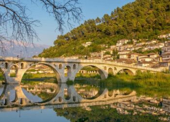 The Guardian shkruan për Shqipërinë: ‘Gjen ndjesinë e vendeve ekzotike’