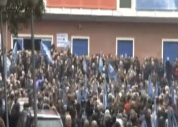 Selia e PD-së si ASNJËHERË më parë! Mbushet me DEMOKRATË