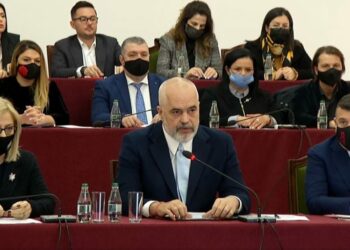 Nis mbledhja e Grupit Parlamentar të PS, Rama: Deri në shkurt mbyllim Këshillimin Kombëtar