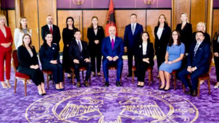 Rama mbledh kabinetin qeveritar, përcakton objektivat për vitin 2022