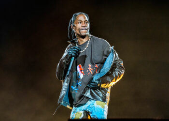 A do rikthehet në skenë? Pas tragjedisë së Astroworld, ja ç’pritet të ndodhë me Travis Scott