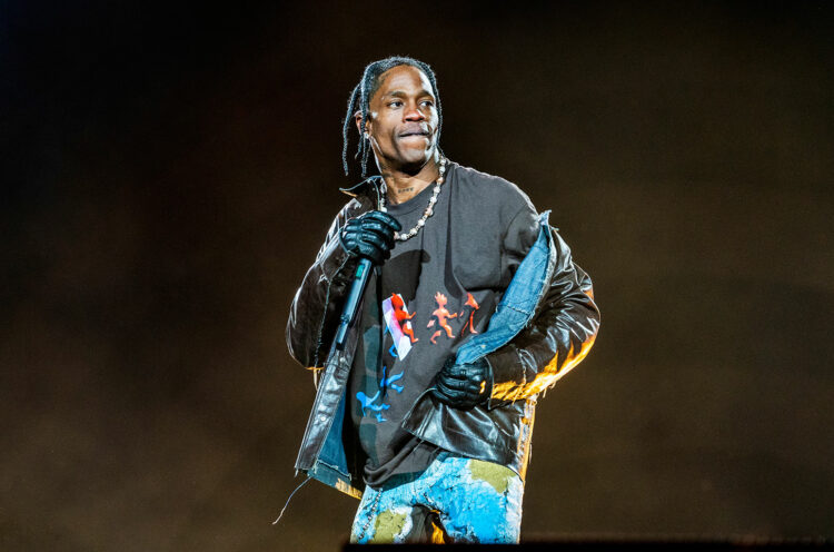 A do rikthehet në skenë? Pas tragjedisë së Astroworld, ja ç’pritet të ndodhë me Travis Scott
