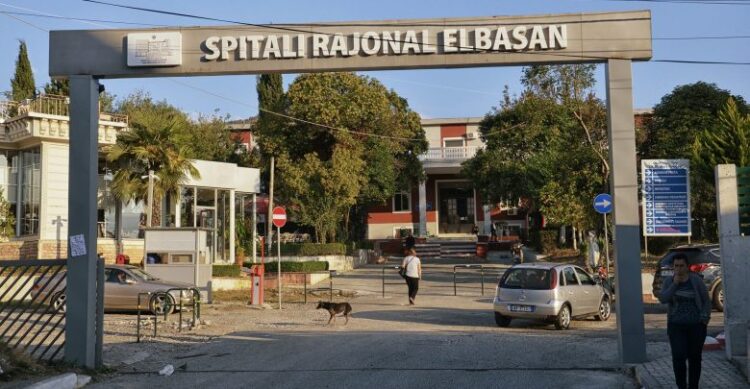 TRAGJIKE/ Mbërriti në gjendje të rëndë në spital, vdes fëmija 3-vjeçar në Elbasan