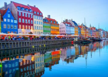 Nga 1 shkurti, edhe ky vend evropian heq të gjitha kufizimet e Covid-19