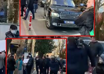 “Tradhtar, plehrë, qelbësirë”/ Bashën e sulmojnë me vezë para takimit me gratë demokrate