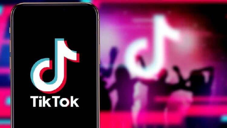 TikTok thyen rekorde, aplikacioni më i përdorur gjatë vitit 2021
