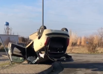 Aksident i rëndë në Lezhë/ Mjeti përmbyset në rrugë, plagoset rëndë shoferja