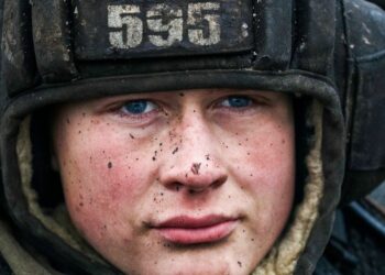 FOTO/ Shikoni sa ushtarë ka dërguar Rusia në kufirin me Ukrainën