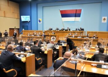 Republika Sërpska miraton projektligjin antikushtetues për drejtësi, krijon intitucione gjyqësore etnike