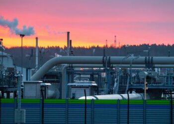 Gjermani i jep ‘goditjen’ Rusisë, Scholz: Të pezullohet procesi i certifikimit të gazsjellësit ‘Nord Stream 2’!