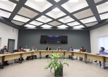 COVID-19, ulet në 5 ditë karantina, rekomandohet doza e tretë e vaksinës pas 5 muajsh