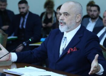 Rama: Krenar se çfarë është bërë me inceneratorët, para 2013-s Shqipëria mbytej nga plehrat