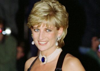 Një portret i rrallë i Princeshë Dianës shitet në ankand me një vlerë prej 200 mijë dollarësh