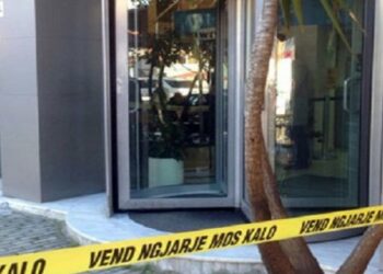 Tentativa për të grabitur bankën në Tiranë, policia e Tiranës: Autorët kryen gërmime në tunel për të hyrë në bankë