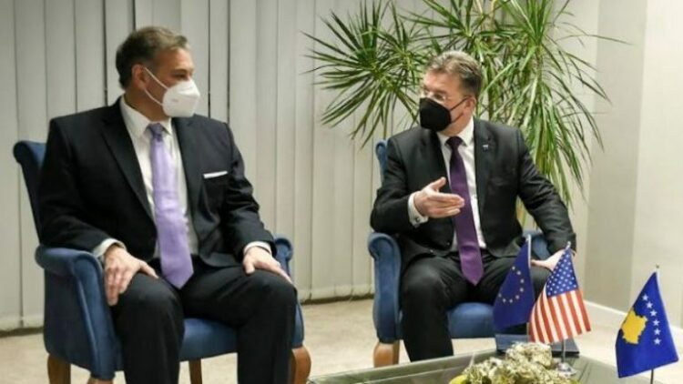 Takimi Lajçak- Escobar: Mirëkuptuan rëndësinë dhe mbështetjen e dialogut për normalizimin e marrëdhënieve me Serbinë