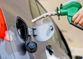 Karburantet në Kosovë arrijnë çmimin më të lartë në 20 vitet e fundit