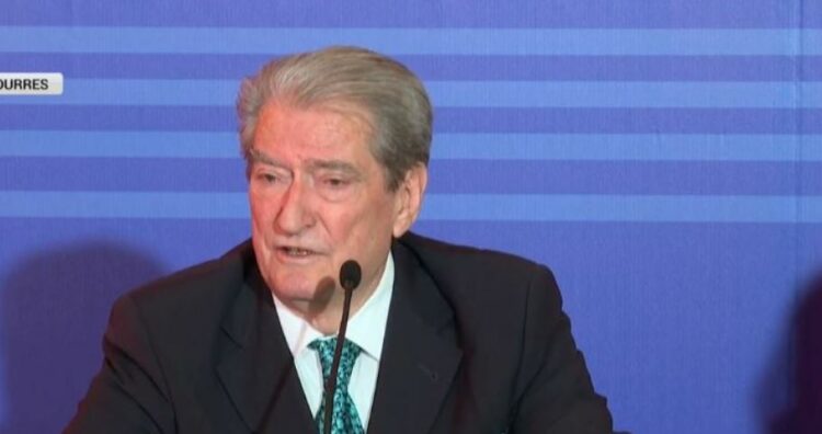 Berisha: Rusia është armiku ynë, qeveria të dërgojë municione në Ukrainë