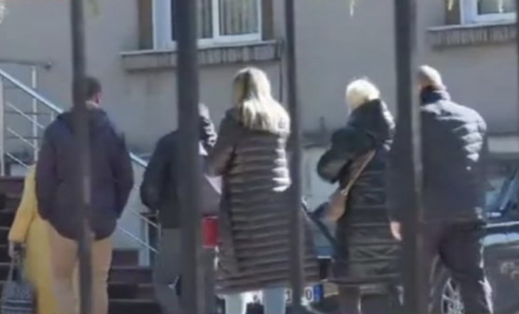 Shembja e banesave te “5 maji”, Ilir Meta pret banorët në Presidencë