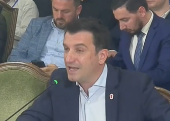 Plas në Komisionin për Inceneratorët/ Tabaku-Veliajt: Ti e përdor SPAK-un si qen sulmi