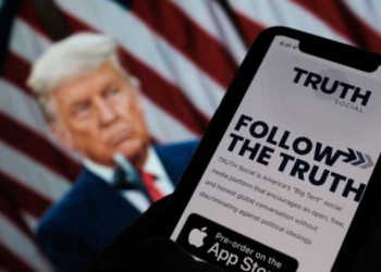 U bllokua në Twitter! Ish-presidenti Donald Trump rikthehet në rrjetet sociale