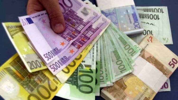 Kroaci/ Pse njerëzve u kërkohet të depozitojnë sa më shumë para në banka