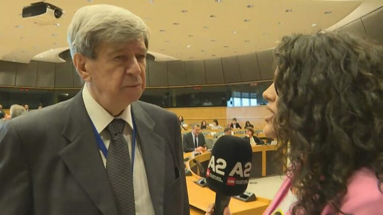 Ndahet nga jeta në moshën 82-vjeçare eurodeputeti i njohur për lidhjet me Shqipërinë, Eduard Kukan