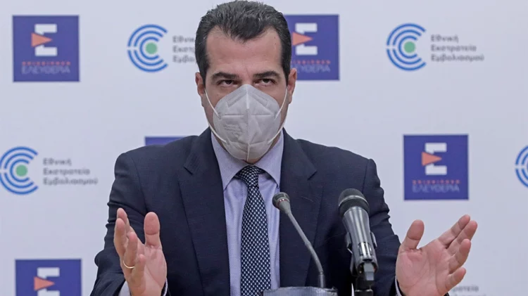 Marrin fund kufizimet në Greqi? Drita ‘jeshile’ nga ministri: Në mars hiqen të gjitha