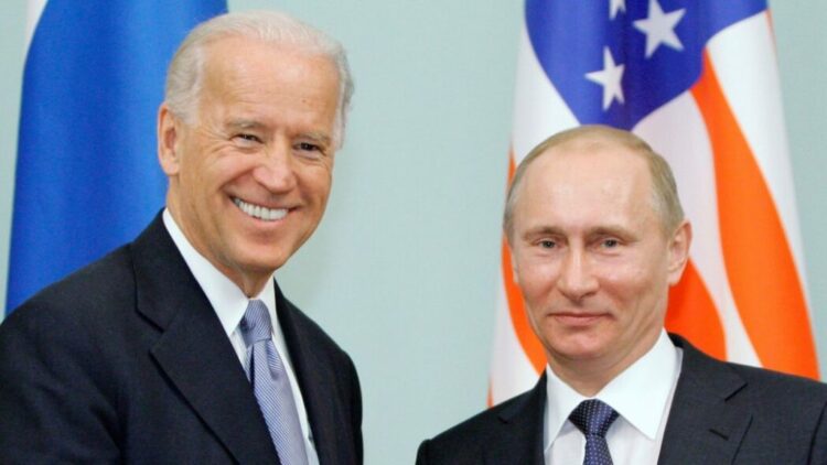 ‘Nuk ka predha’/ Biden “hap” bazat e NATO-s për Putin