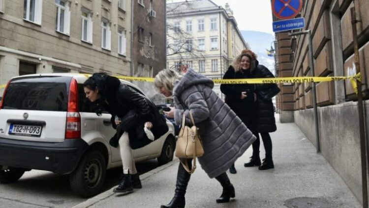 Alarm për bombë në një Gjykatë të Sarajevës, evakuohen punonjësit