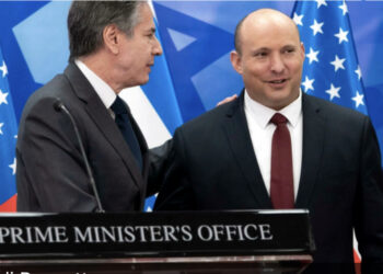 Pas takimit me Blinken, kryeministri izraelit infektohet me Covid-19