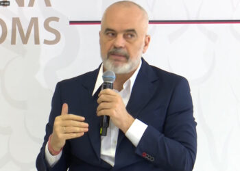 PARALAJMËRIMI! Rama: Kompanitë të deklarojnë pagat, në të kundërt shkoni në prokurori