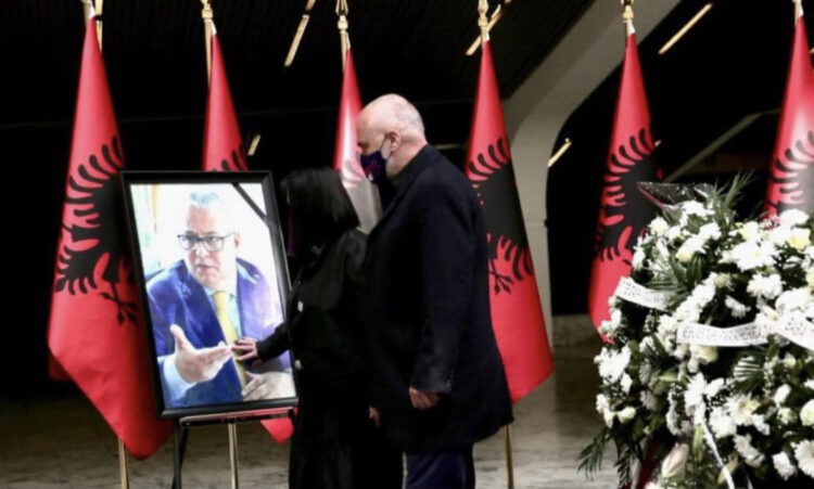 Një vit nga vdekja e Bashkim Finos, Rama e rikujton: I paharruar gjithmonë