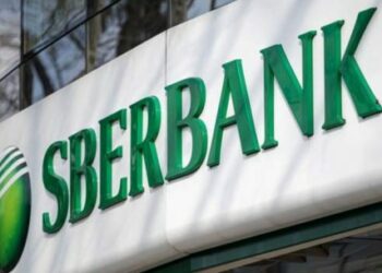 Huadhënësi më i madh rus largohet nga tregu europian, humbi miliarda nga ‘dalje anormale e parave’ pas pushtimit të Ukrainës