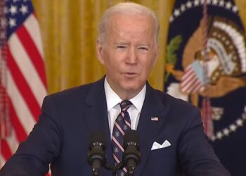 Samiti i jashtëzakonshëm i NATO-s, Biden mbërrin në Europë
