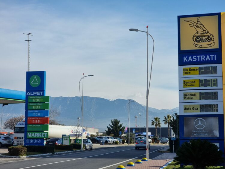 Shqiptarët do paguajnë 300 mln euro më shumë këtë vit për naftën; Si ndahet tregu