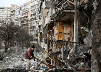 Bombardohet spitali në Mariupol, fëmijë nën rrënoja! Zelensky: Kompromis, por pa tradhtuar vendin!