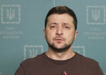 Zelensky: Më thyhet zemra kur e shoh Ukrainën në këtë gjendje, por do ta rindërtojmë! S’do lemë asnjë gjurmë nga lufta