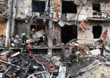 Kievi: Numri i civilëve të vdekur, më i lartë se i ushtarëve! 63 spitale të dëmtuara dhe 5 mjekë të vrarë që nga fillimi i pushtimit