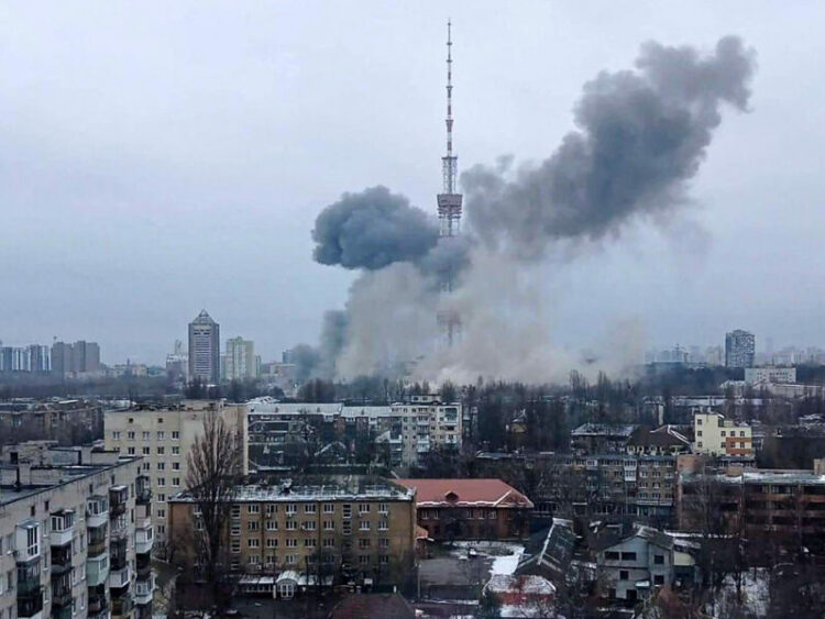 Alarm për bombardime në Kiev, autoritetet thirrje qytetarëve: Fshihuni në strehimore