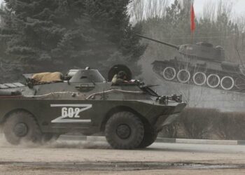 Pro Rusisë? Amazon nis shitjen e veshjeve dhe produkteve me simbolin ‘Z’ të ushtrisë ruse