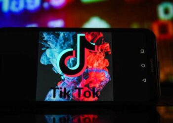 Tik Tok, nën hetim nga SHBA: Çfarë po u ndodh të rinjve