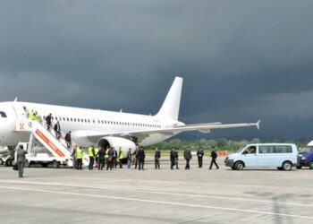 U shpallën non grata nga SHBA/ 12 diplomatët nga misioni rus në OKB nisen drejt Rusisë