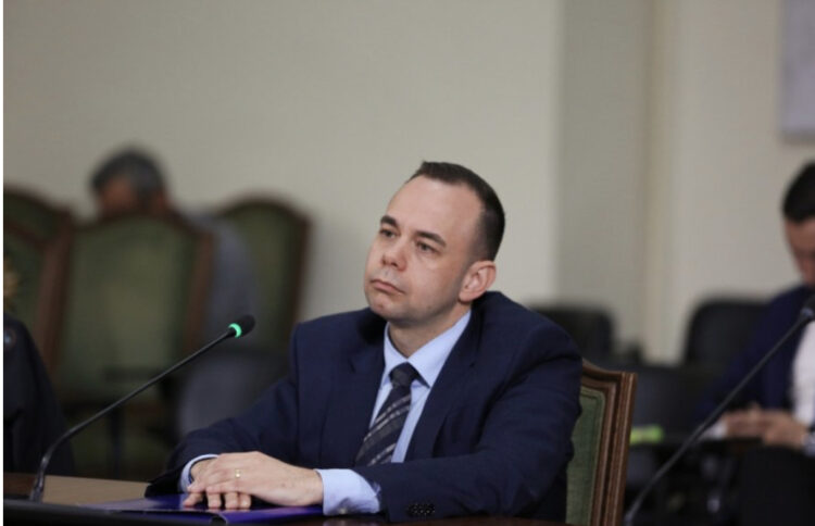 Alqi Bllako dorëzon mandatin zyrtarisht, mbërrin shkresa në Kuvend