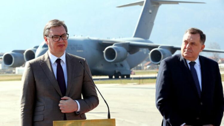 Vuçiç: Kërkesa e Kosovës për anëtarësim të shpejtë në NATO është ideja e lobistëve të BE-së dhe SHBA-së