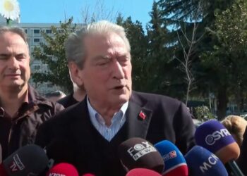 “Do të largoheshit për ideal të PD?”/ Berisha: Po stisin një përballje, por do t’u lëmë blofin në dorë