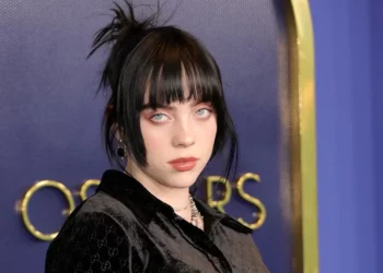 ‘No Time To Die’ e Billie Eilish, kënga më e mirë origjinale