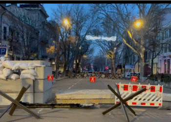 Rusët bombardojnë Odesën, marrin 400 pengje në spitalin e Mariupol! Në Kharkiv mbi 500 të vdekur!