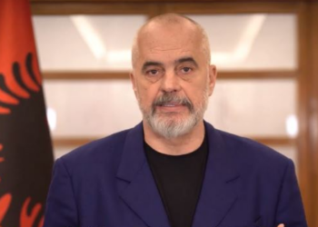 Rama: Nga prilli përgjysmohet tatimi për pagat deri në 50 mijë lekë